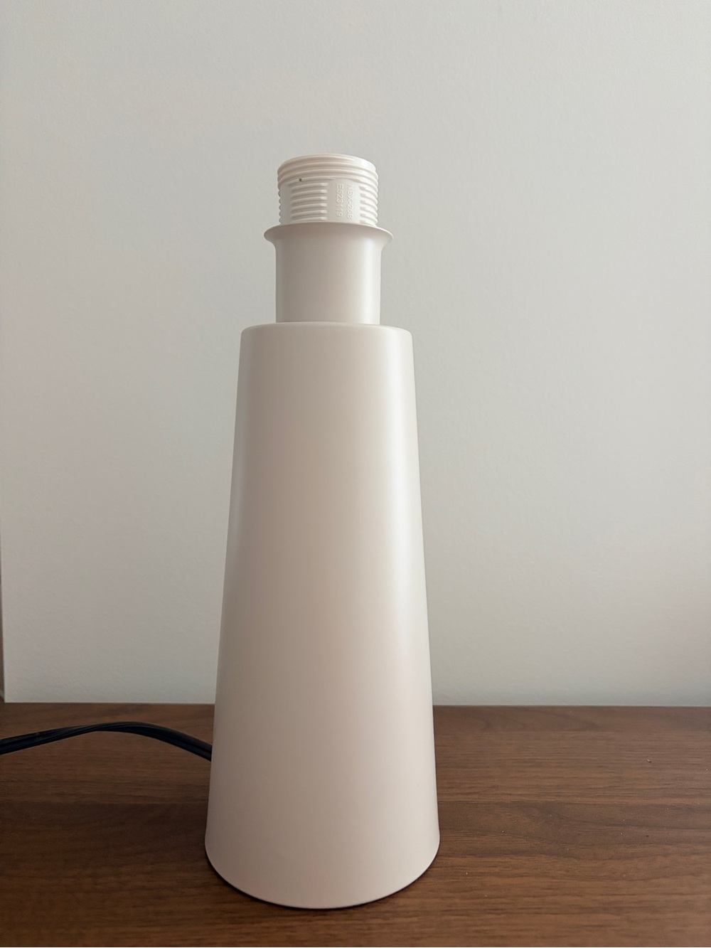 Minimalist White Table Lamp Base